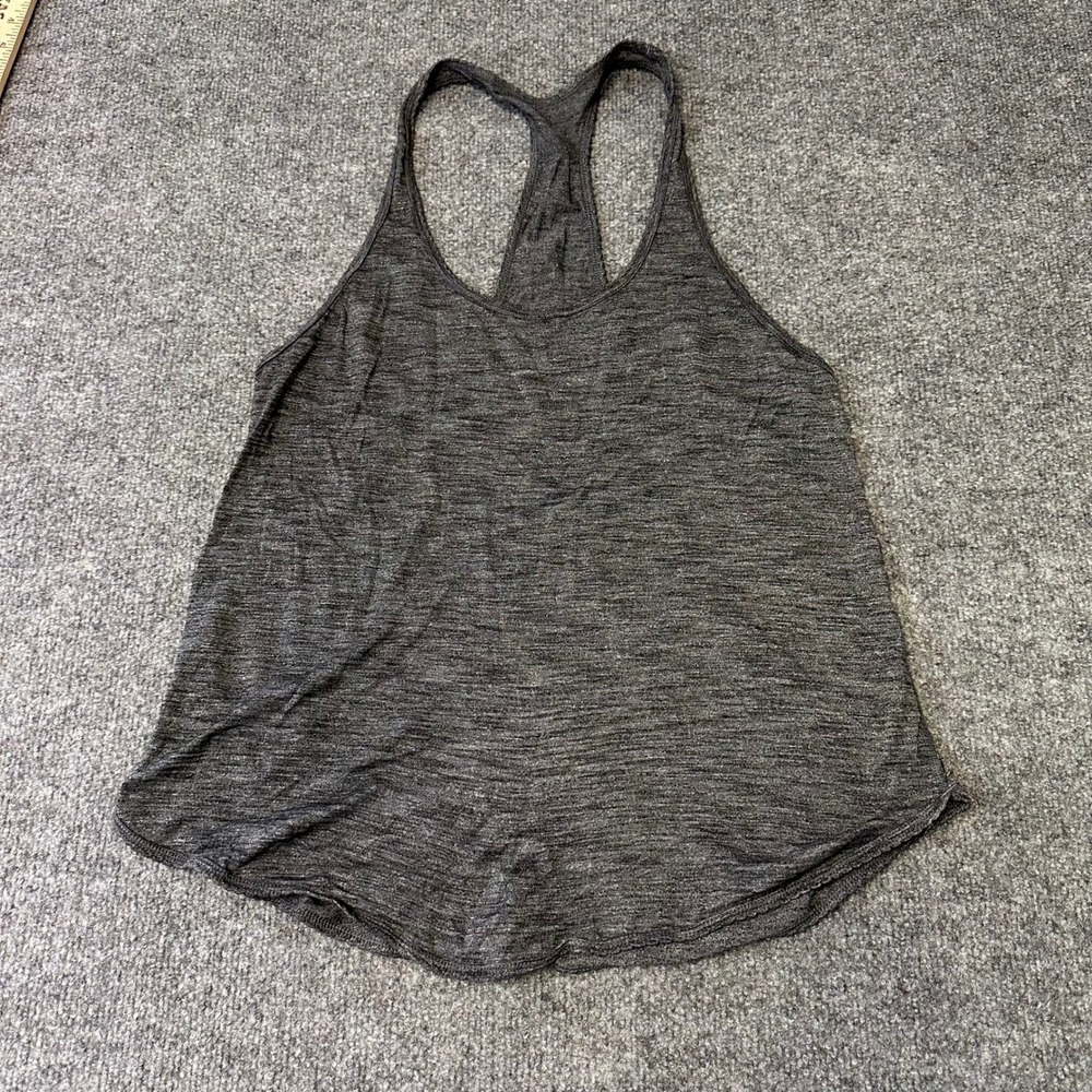Lululemon Tank Top Womens Size 6 Gray Space Dye Racerback Athletic Yoga Shirt